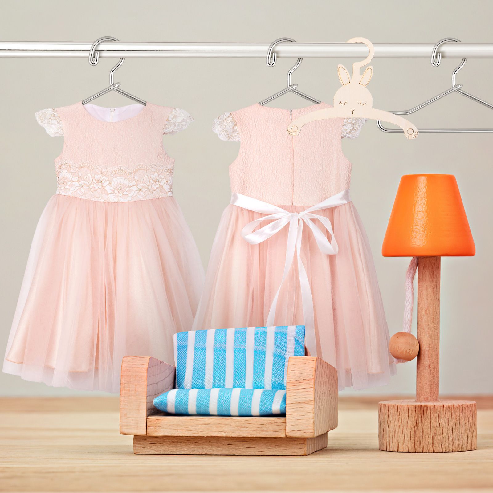 5 Pcs Creative Rabbit Shaped W - огляд і ціна Baby Clothing Hangers